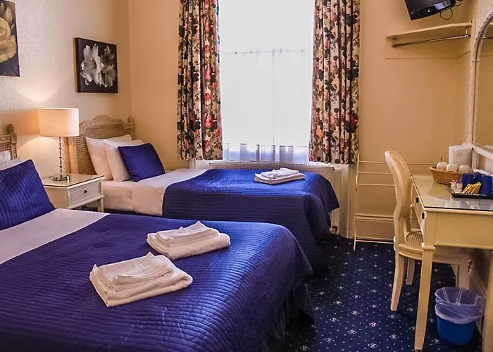 Blades Hotel