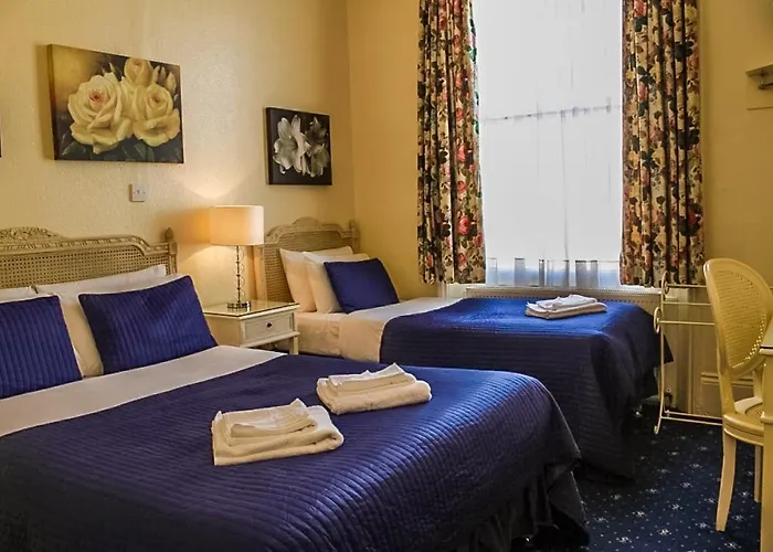 Blades Hotel